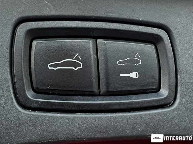 Porsche Cayenne S Hybrid 48 interauto-car