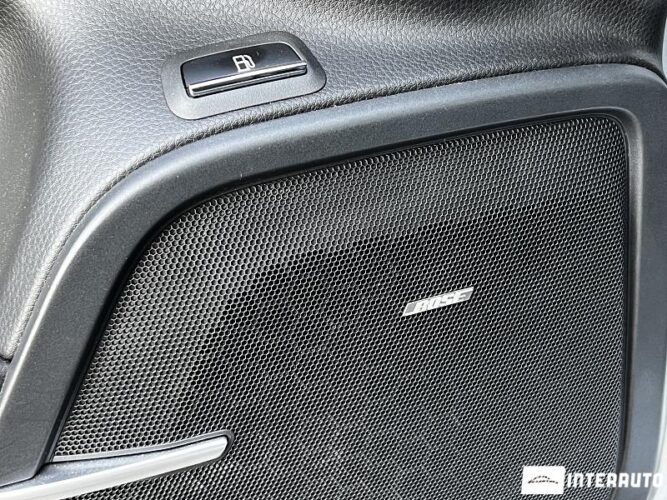 Porsche Cayenne S Hybrid 43 interauto-car