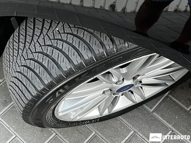 Ford Grand C-MAX 47 interauto-car