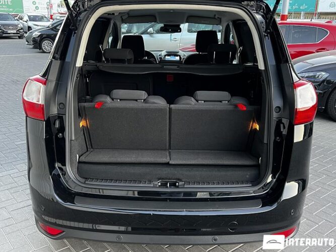 Ford Grand C-MAX 46 interauto-car