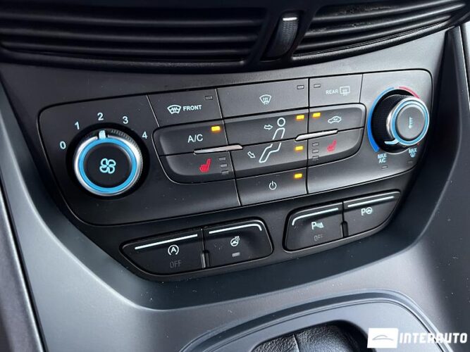 Ford Grand C-MAX 45 interauto-car