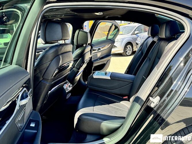 BMW 740e 55 interauto-car