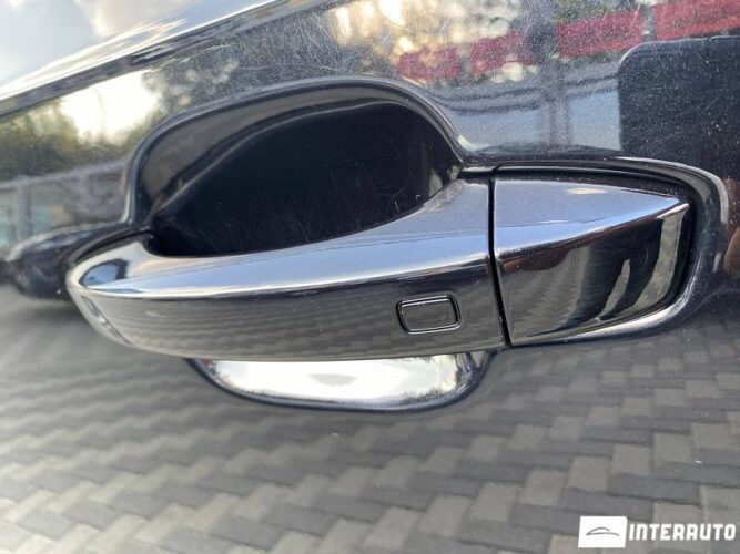 Audi Q7 41 interauto-car