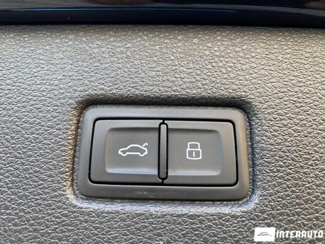 Audi Q7 60 interauto-car