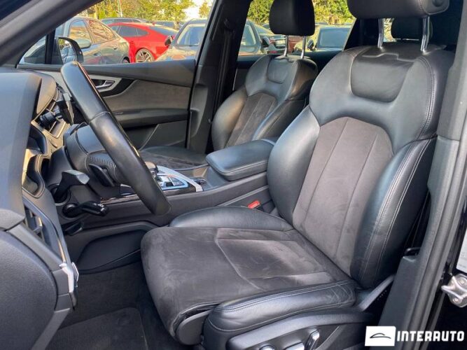 Audi Q7 43 interauto-car