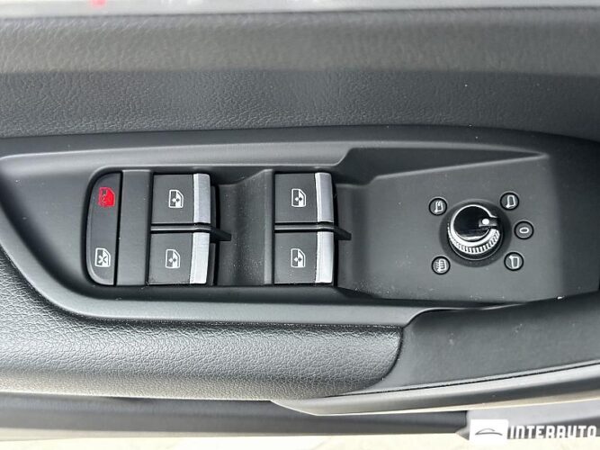 Audi Q5 54 interauto-car