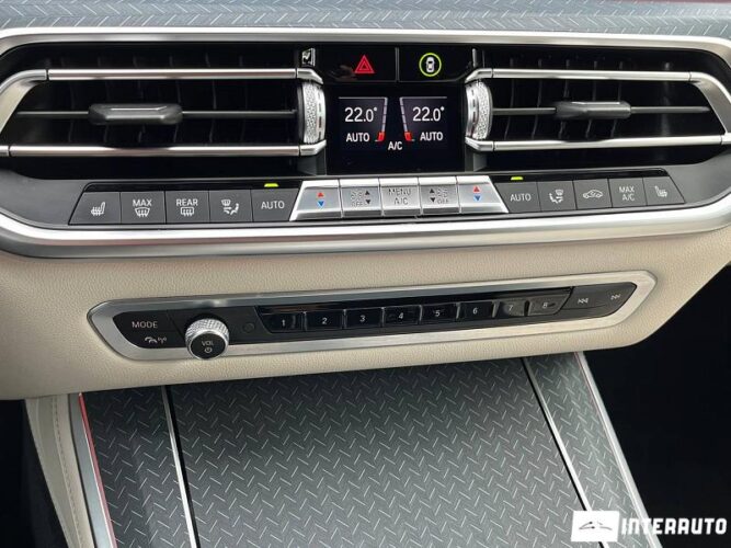 BMW X5 4.5e 44 interauto-car