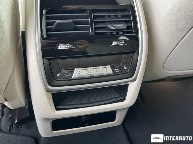 BMW X5 4.5e 51 interauto-car