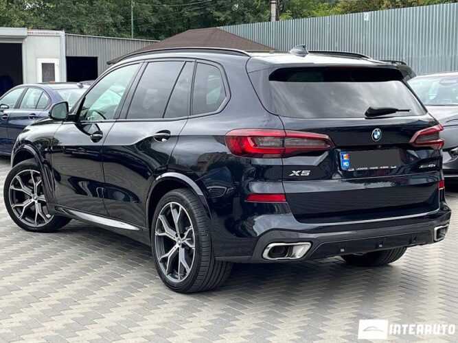 BMW X5 4.5e 35 interauto-car