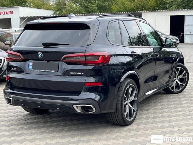 BMW X5 4.5e 33 interauto-car