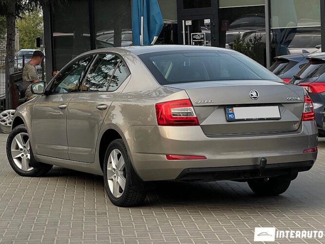 Skoda Octavia 33 interauto-car