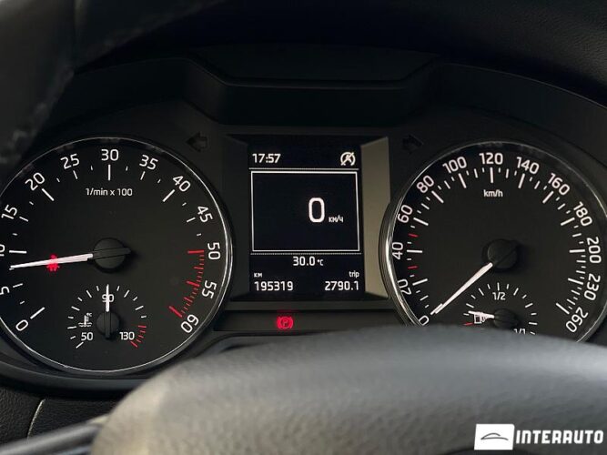 Skoda Octavia 40 interauto-car