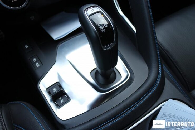 Jaguar E-Pace 45 interauto-car