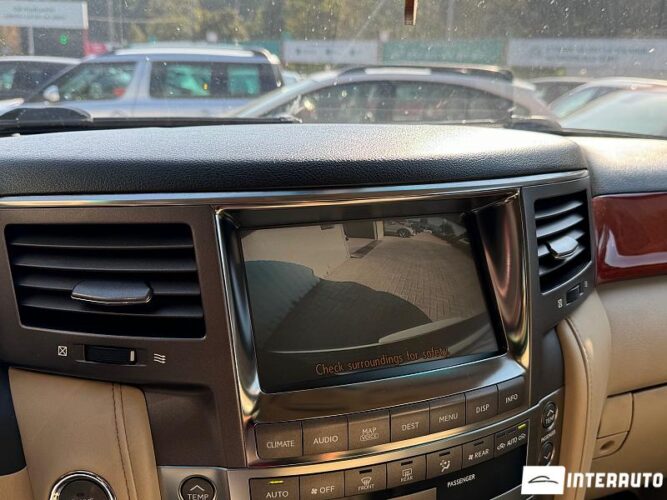 Lexus LX 570 45 interauto-car