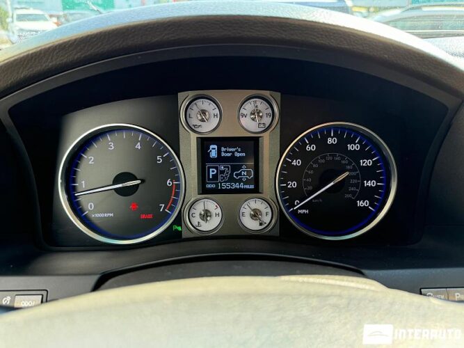 Lexus LX 570 44 interauto-car