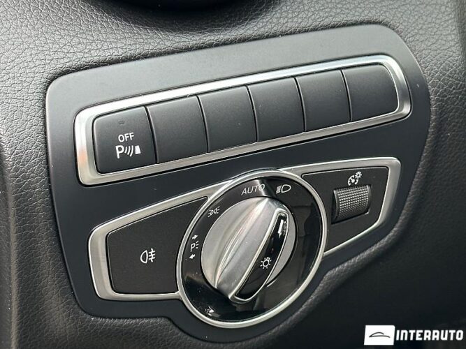 Mercedes C 350e 35 interauto-car