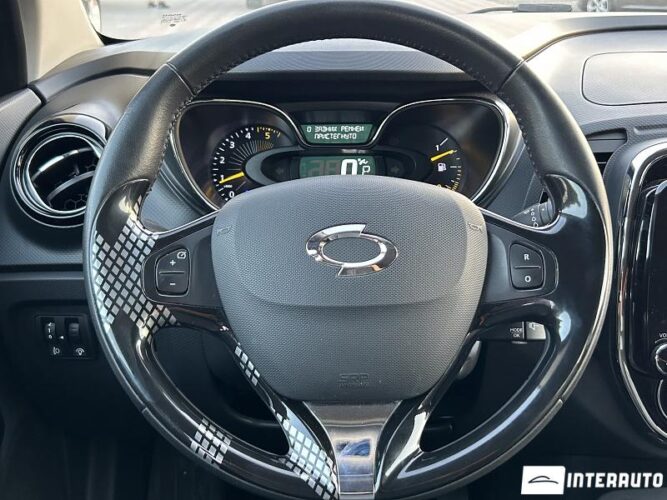 Renault Captur 43 interauto-car