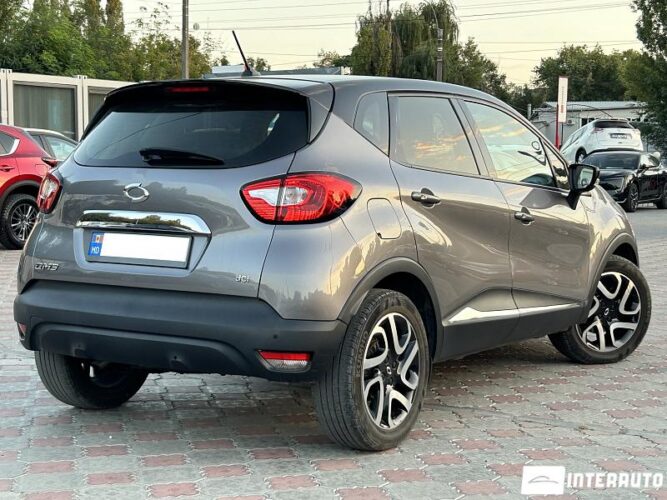 Renault Captur 34 interauto-car