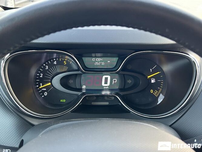 Renault Captur 42 interauto-car