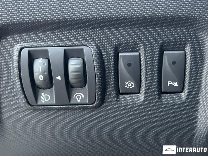 Renault Captur 40 interauto-car