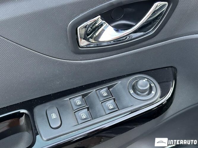 Renault Captur 39 interauto-car