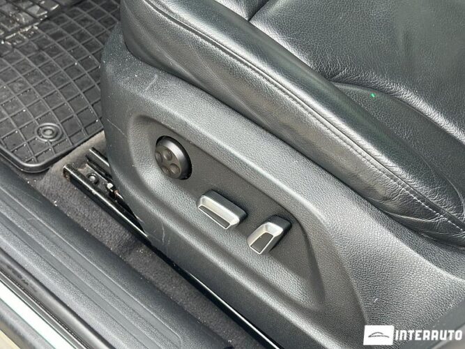 Audi Q5 43 interauto-car