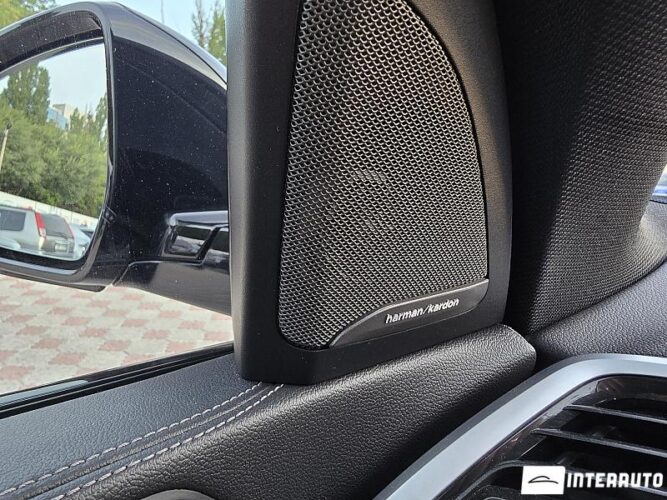 BMW X5 4.0i 56 interauto-car