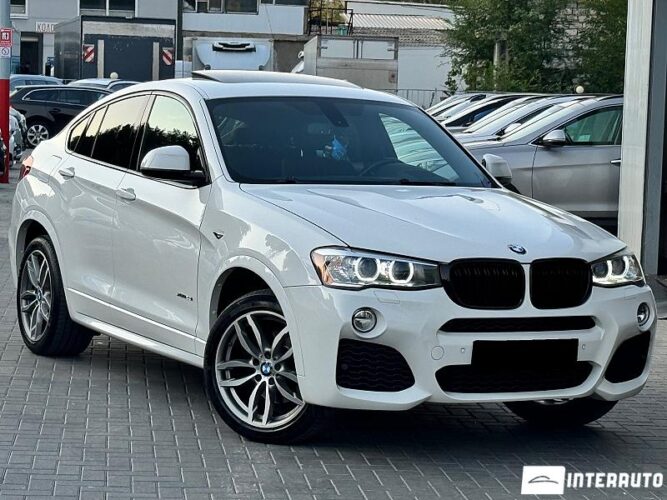 BMW X4 2.8i 33 interauto-car