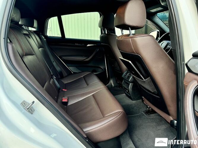 BMW X4 2.8i 37 interauto-car