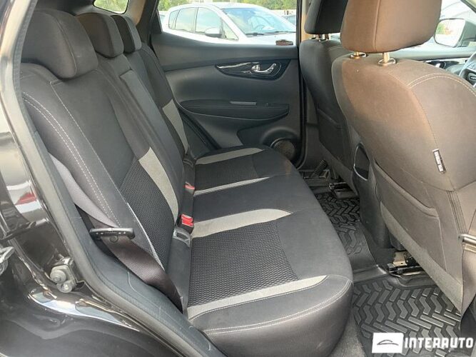Nissan Qashqai 46 interauto-car