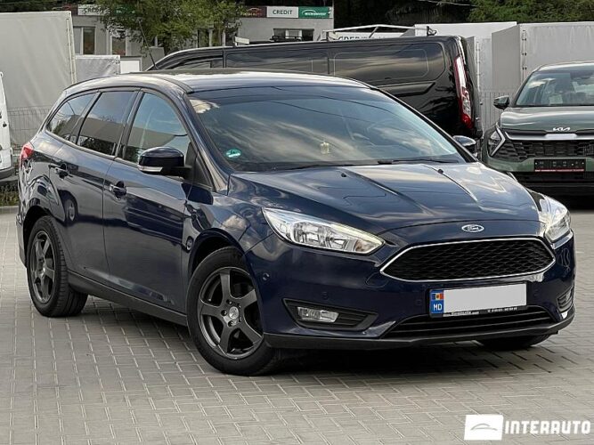 Ford Focus 31 interauto-car