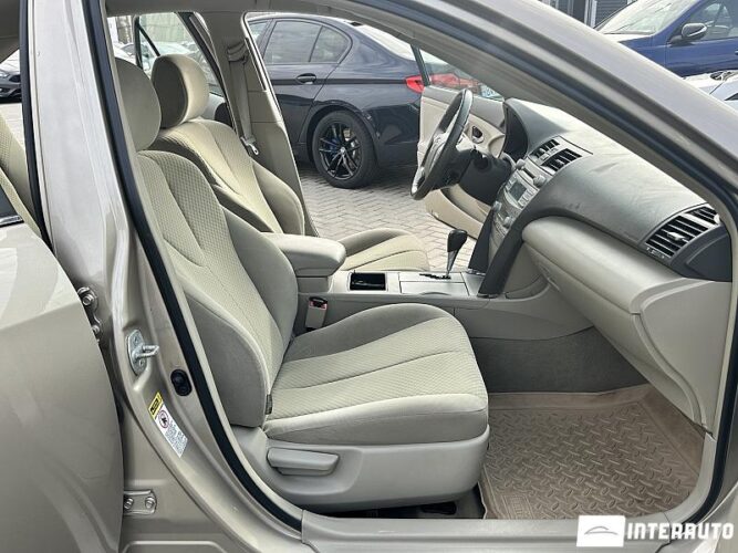 Toyota Camry 42 interauto-car