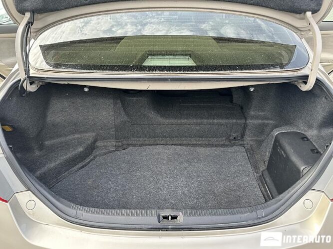 Toyota Camry 47 interauto-car