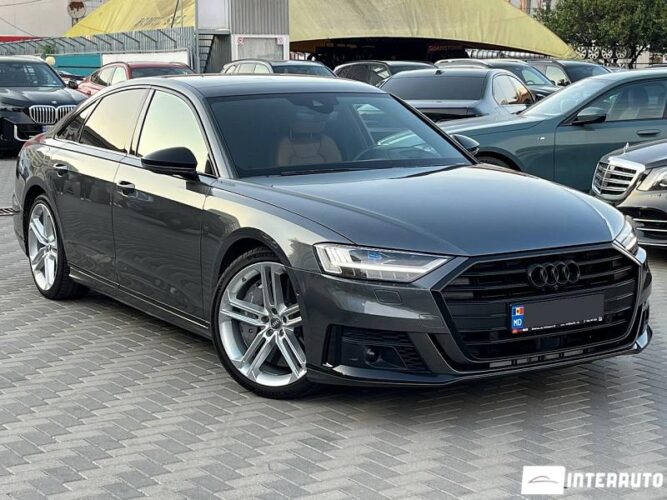 audi S8 2020
