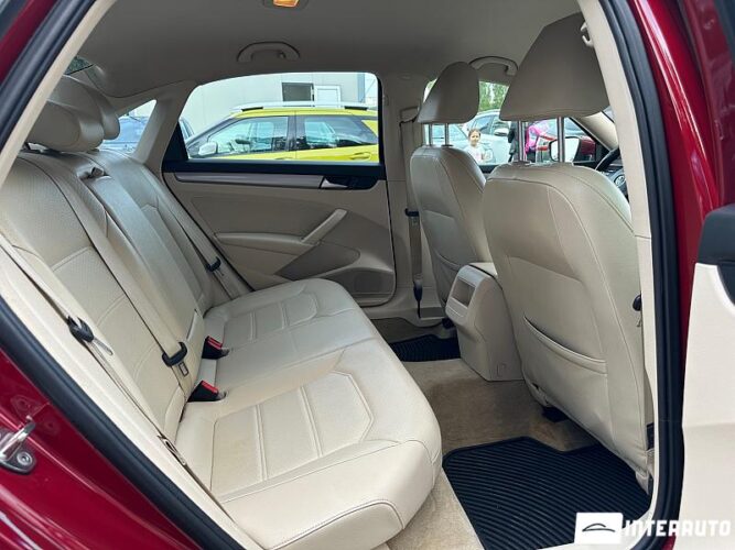 Volkswagen Passat 52 interauto-car