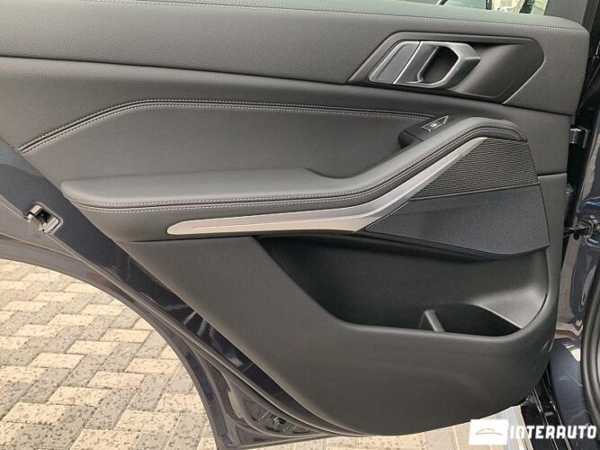 BMW X5 2.5D 45 interauto-car