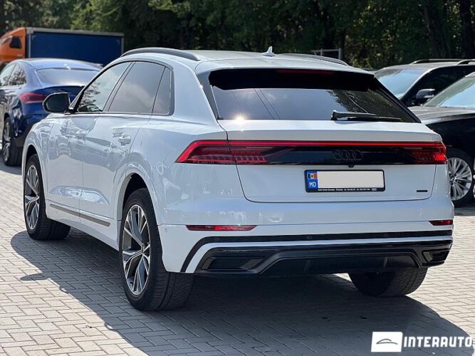 Audi Q8 33 interauto-car