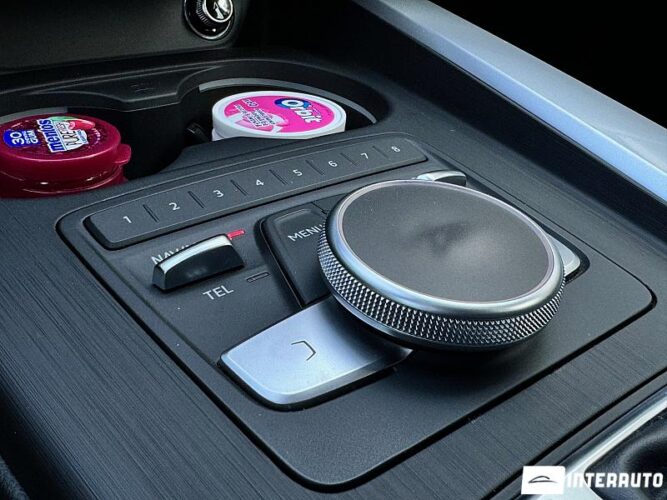 Audi A4 Allroad 42 interauto-car