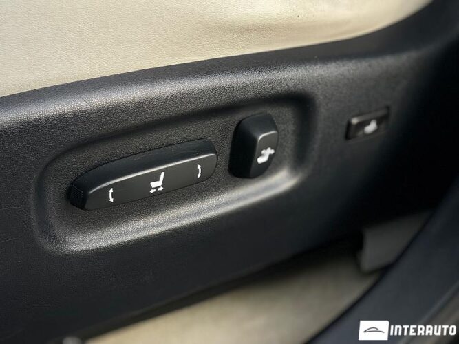 Lexus RX 450h 39 interauto-car