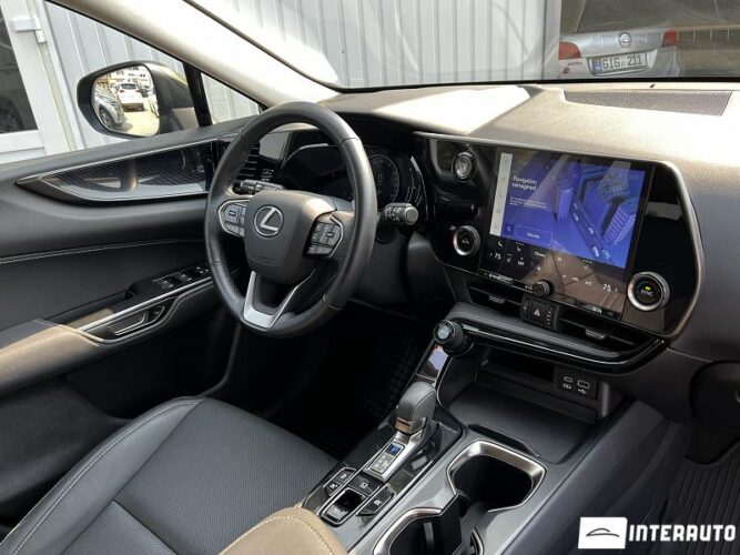 Lexus NX 350H 38 interauto-car