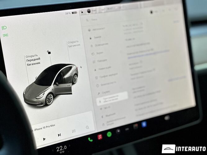 Tesla Model 3 35 interauto-car