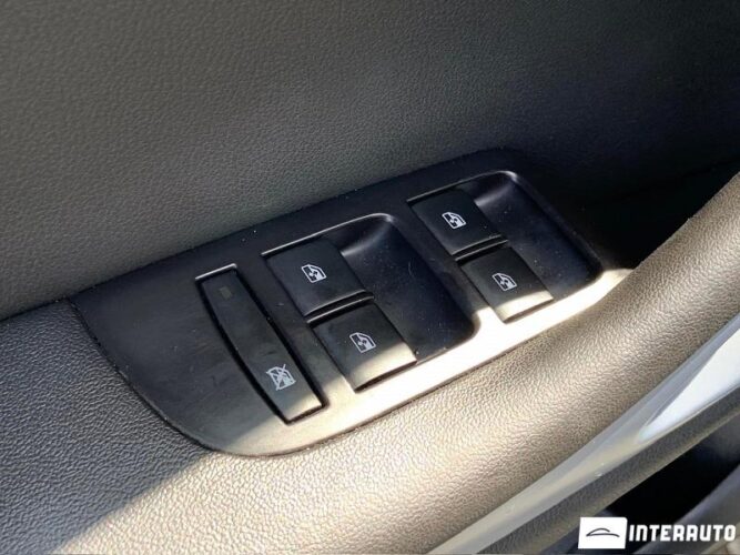 Opel Zafira 30 interauto-car