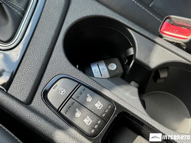 Kia Niro 45 interauto-car