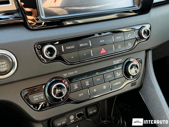 Kia Niro 44 interauto-car