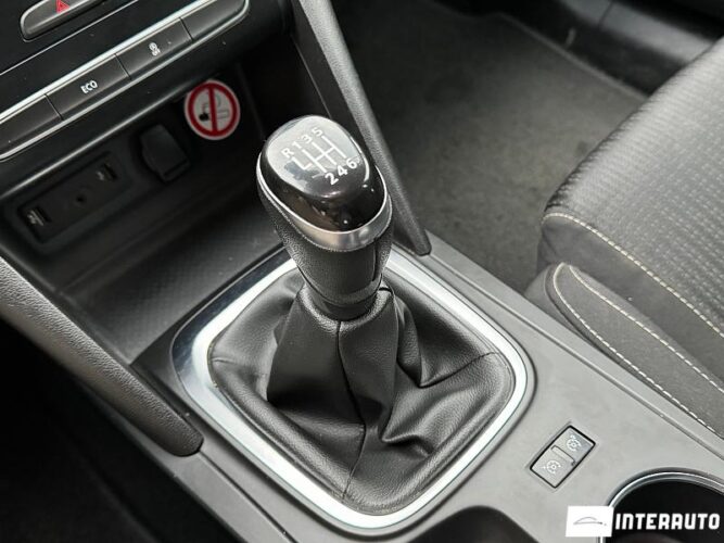 Renault Megane 42 interauto-car