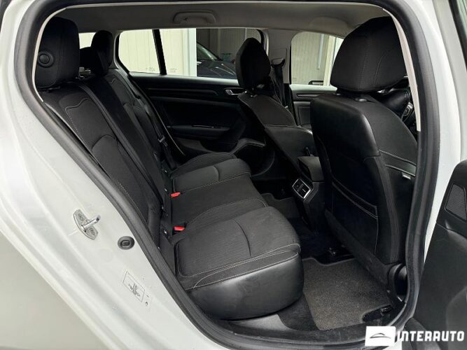 Renault Megane 43 interauto-car