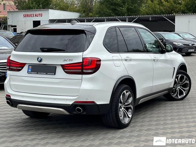 BMW X5 2.5D 35 interauto-car