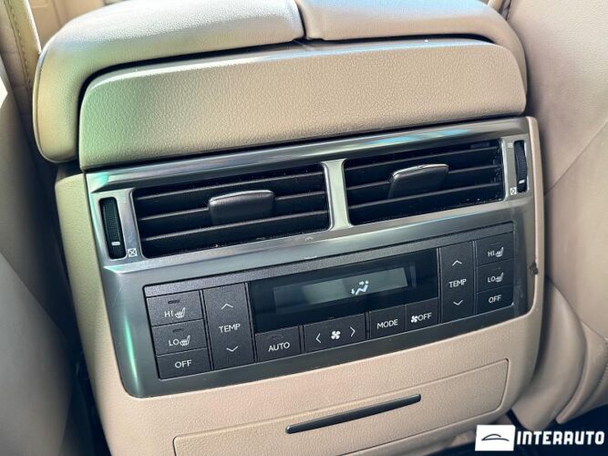 Lexus LX 570 53 interauto-car