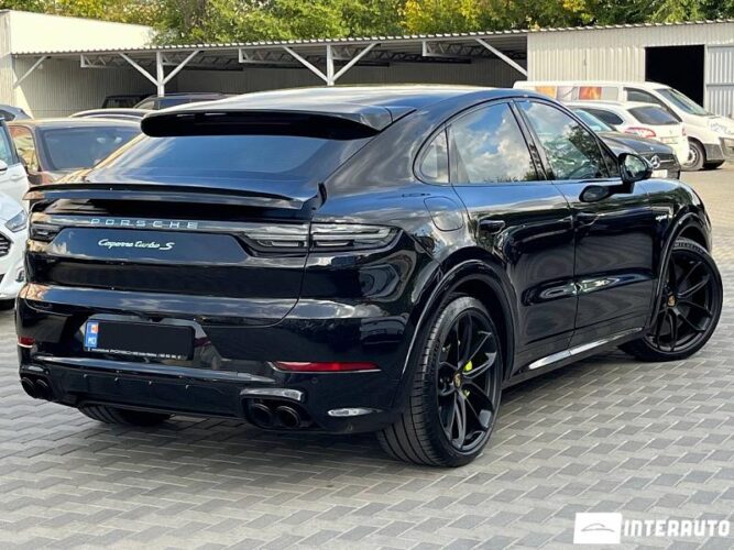 Porsche Cayenne Turbo S-E Hybrid Coupe 38 interauto-car