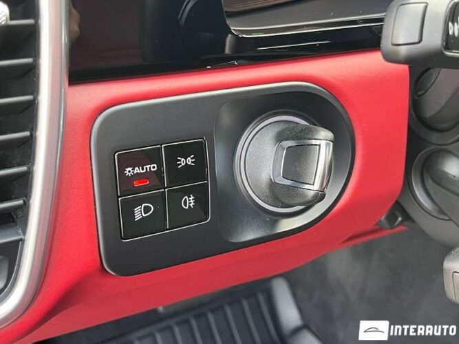 Porsche Cayenne Turbo S-E Hybrid Coupe 51 interauto-car